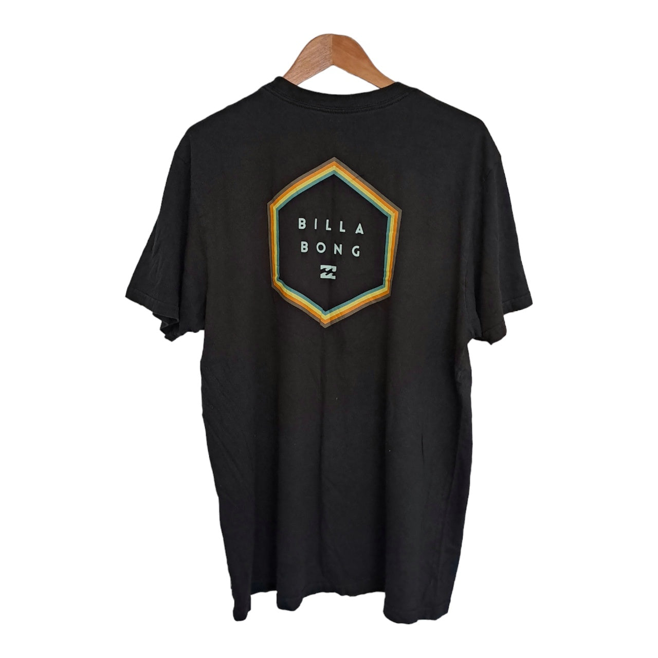 Black Billabong surfing shirt