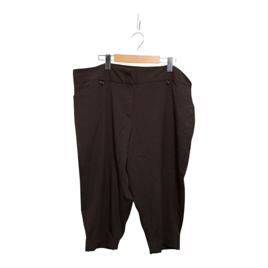 Plus Size Capri
