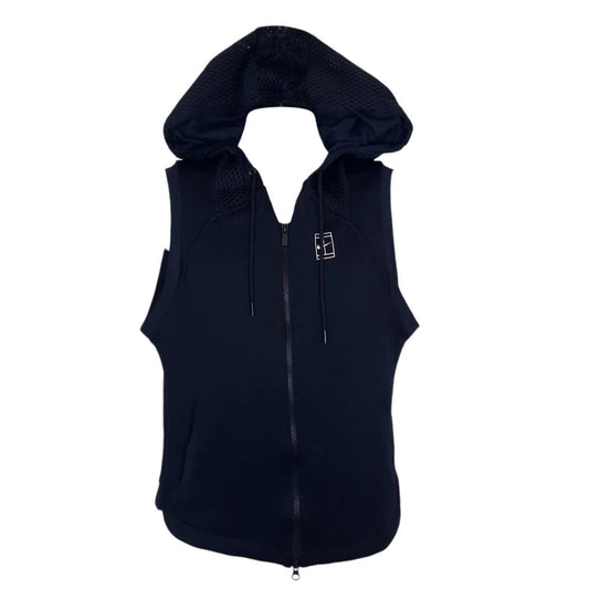 Nike
Black sports vest with hood
Breathable material
