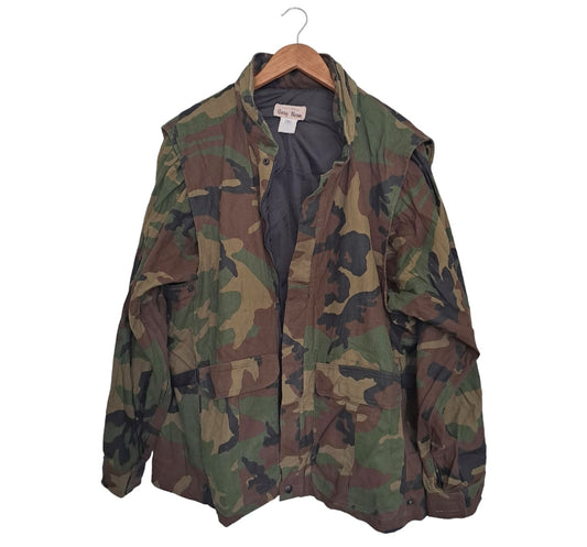 Gary Nesse | Pattern: Woodland camouflage or US Army camouflage